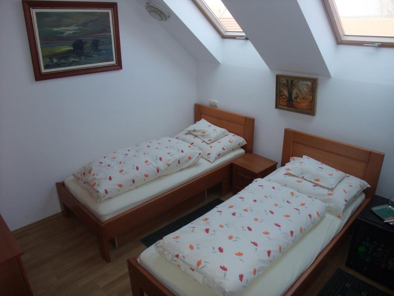Sovirag Vendeghaz Hotel Hortobágy Buitenkant foto